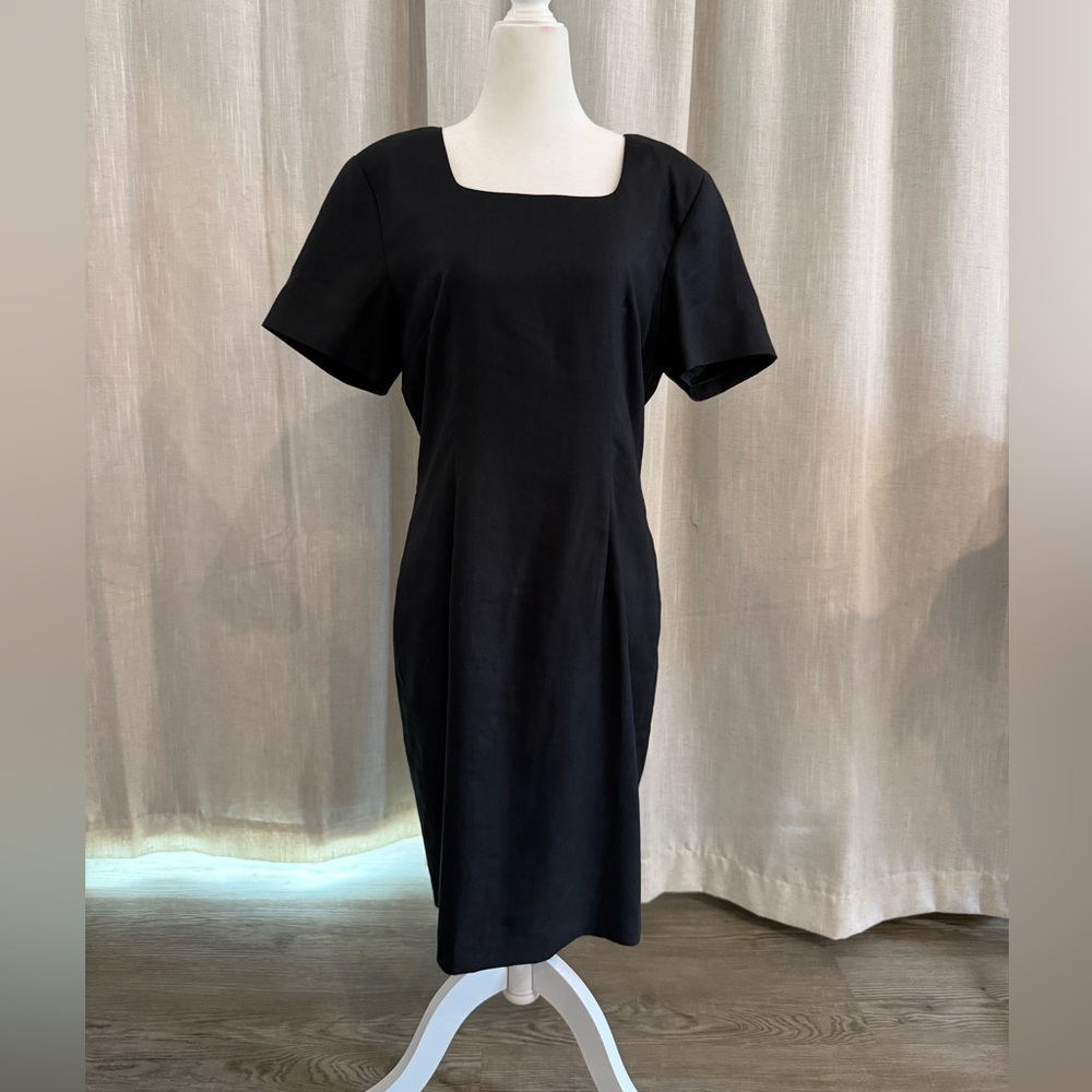 Lord & Taylor Sheath Dress Women's 8 Black Linen Square Neck Short Sleeve